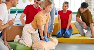 Why First Aid Courses Are Valuable for Both Personal and Professional Growth